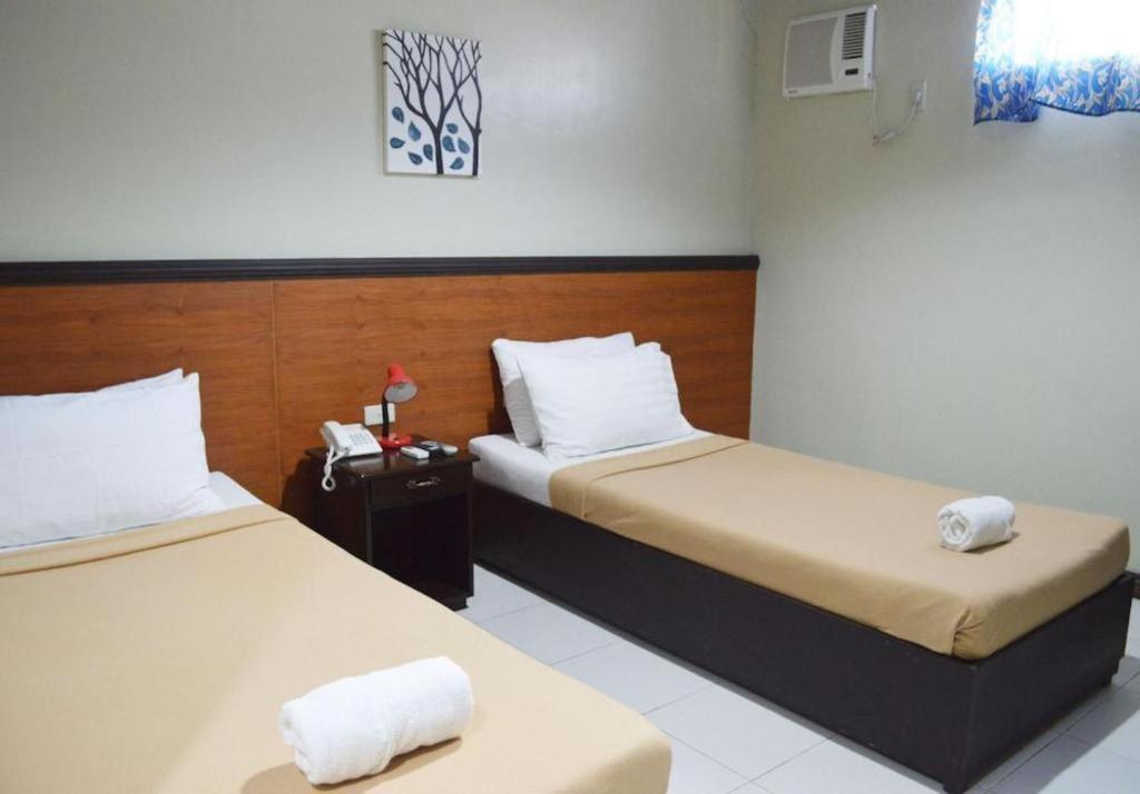 Ati-Atihan Festival Hotel Kalibo Bagian luar foto
