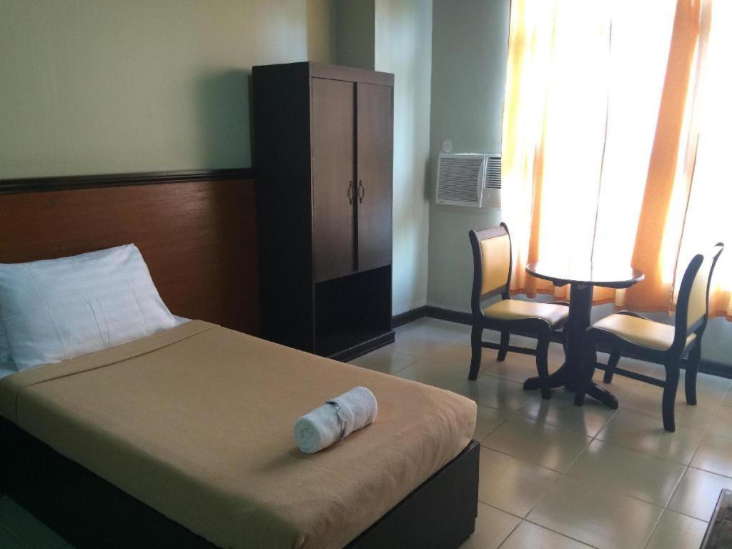 Ati-Atihan Festival Hotel Kalibo Bagian luar foto