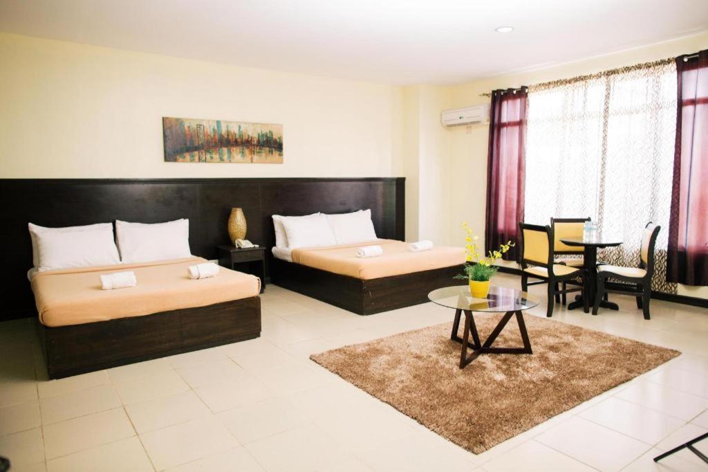 Ati-Atihan Festival Hotel Kalibo Bagian luar foto