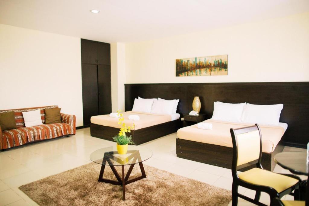 Ati-Atihan Festival Hotel Kalibo Bagian luar foto
