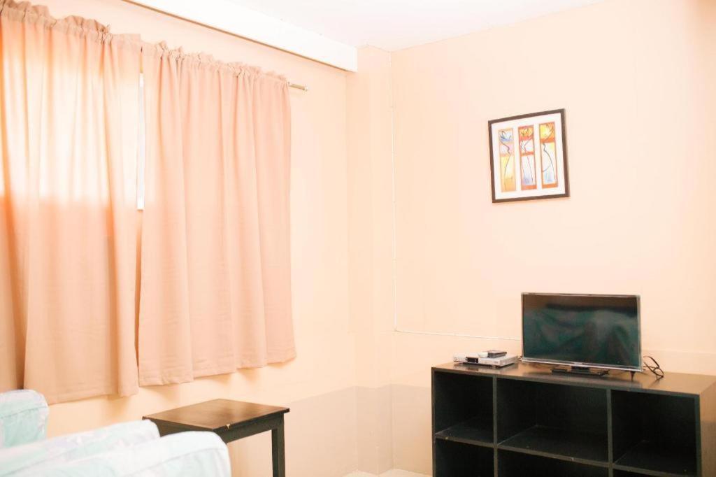 Ati-Atihan Festival Hotel Kalibo Bagian luar foto