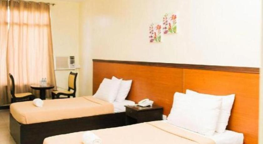 Ati-Atihan Festival Hotel Kalibo Bagian luar foto
